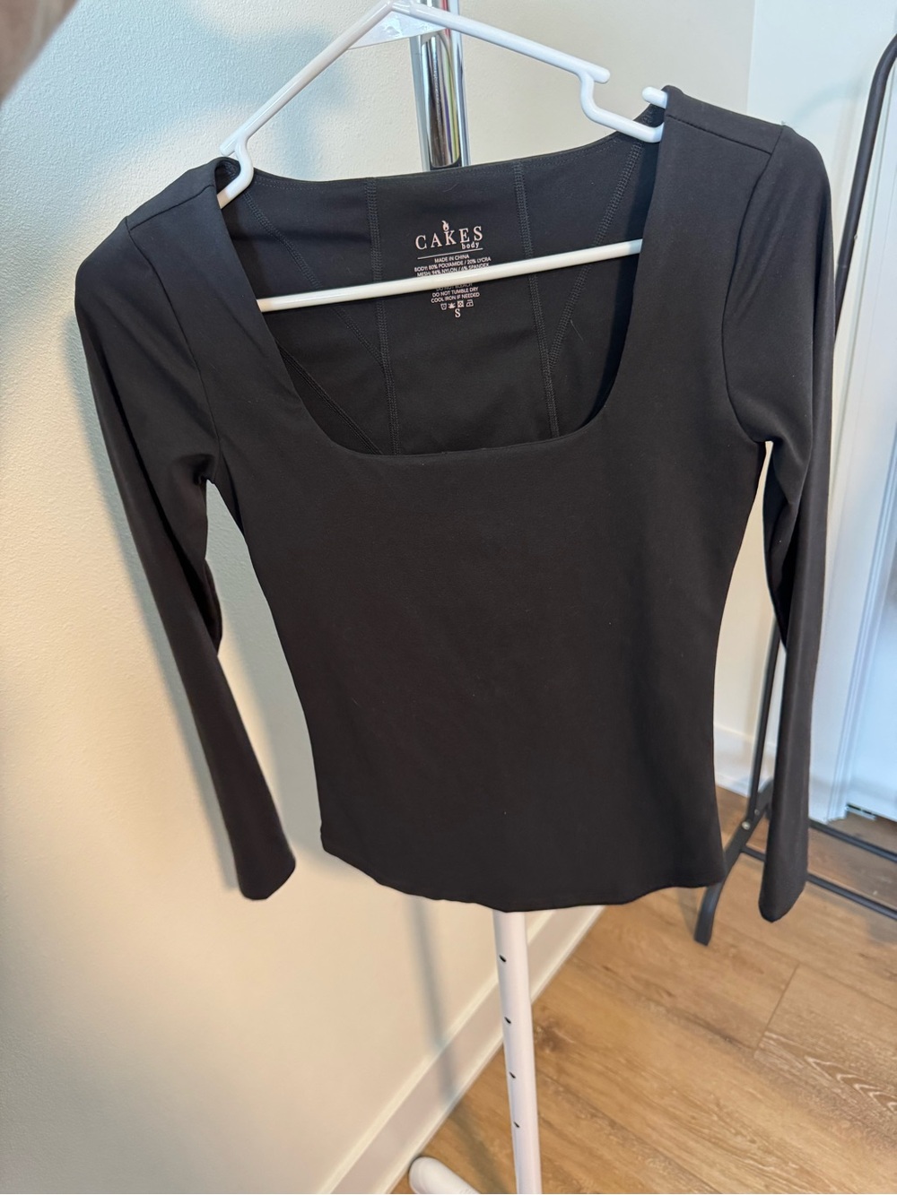 CAKES NO BS TUCK IN BLACK LONG SLEEVE SHIRT SIZE SMALL